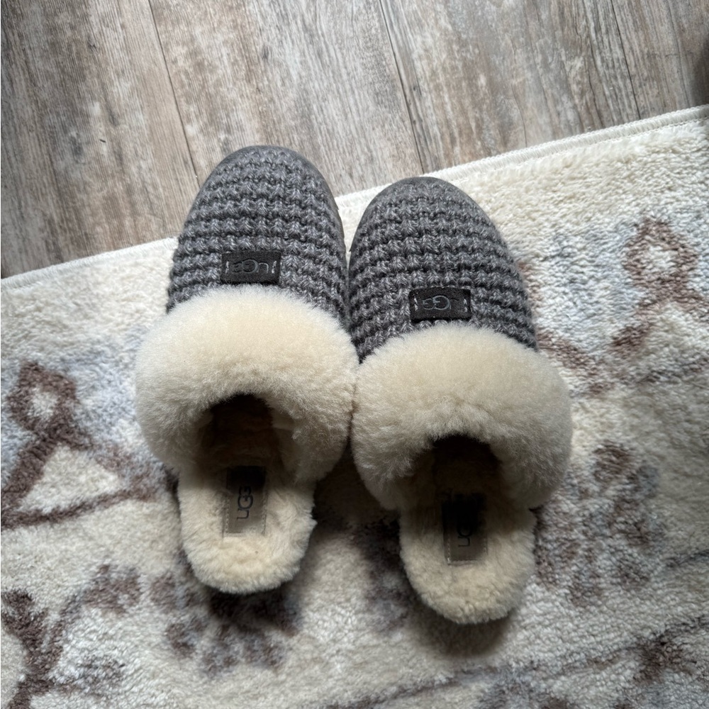 UGG® Cozy sweater-knit slipper